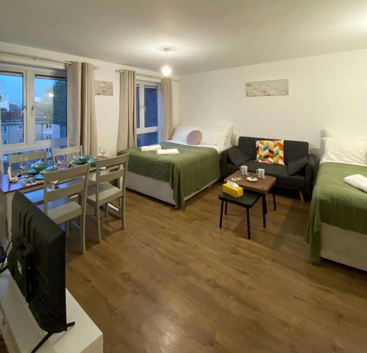 Modern Entire Apartment In Kings Cross St Pancras Londres Exterior foto